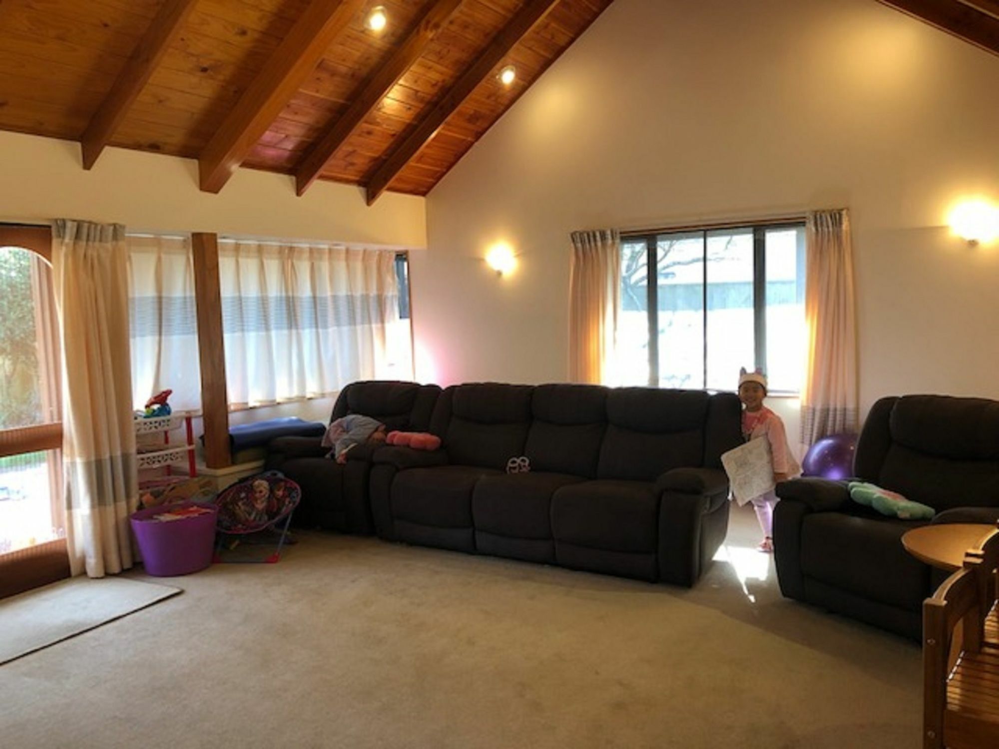Quiet Family Home In Chedworth แฮมิลตัน ภายนอก รูปภาพ